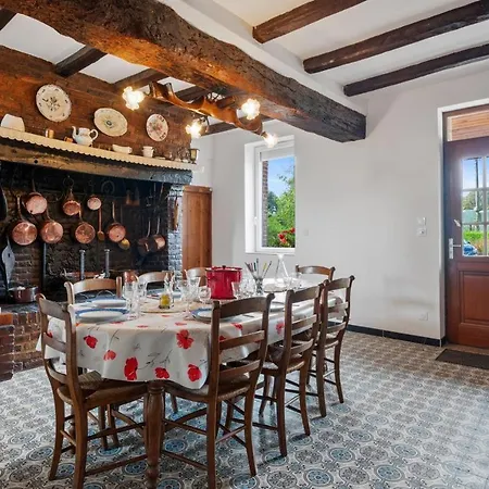 Holiday home Gite Gites De France - Gite De La Chesnaye Sierville