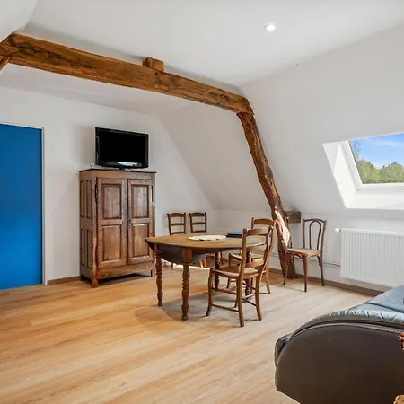 Holiday home Gite Gites De France - Gite De La Chesnaye Sierville